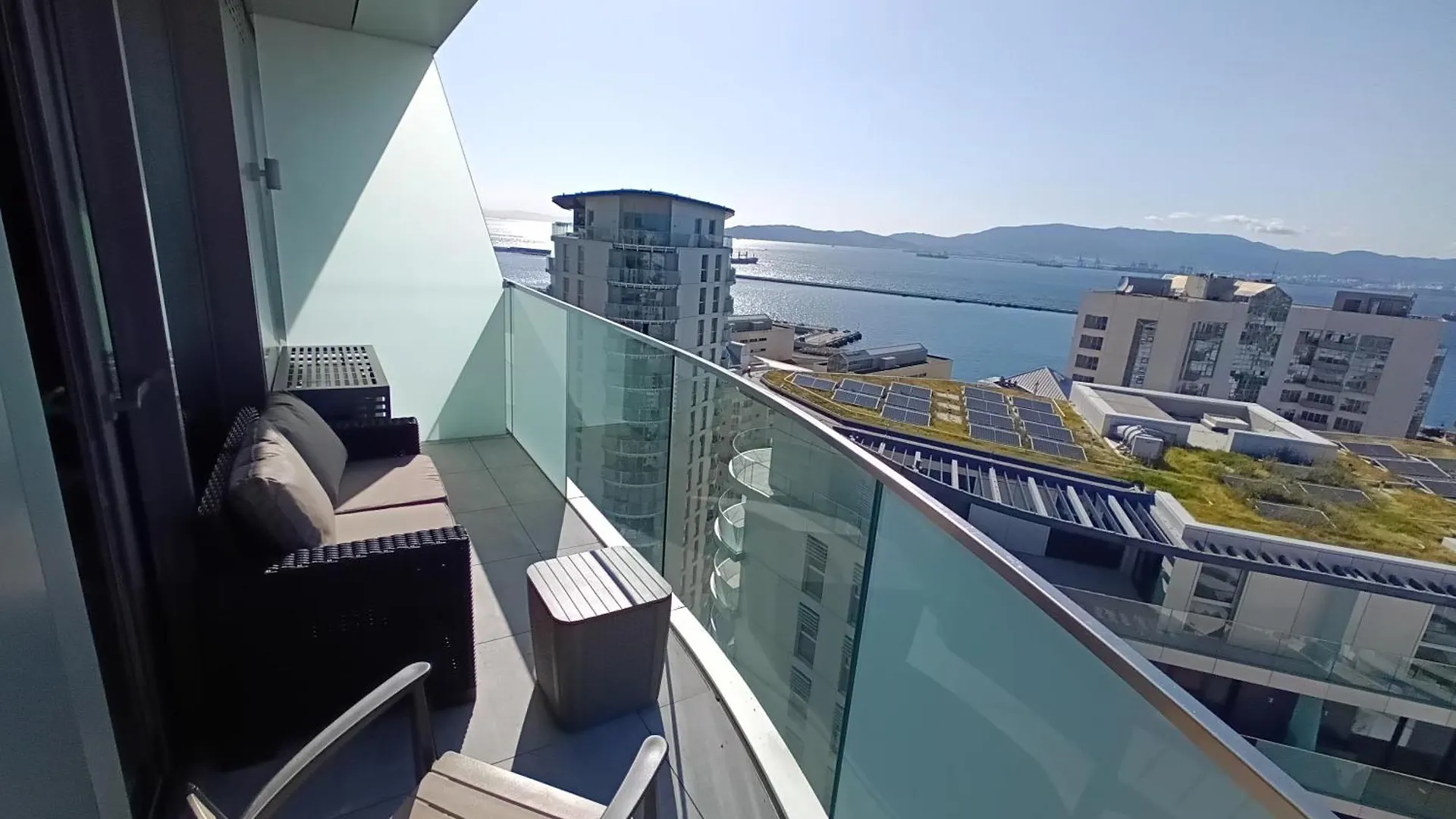 New - Studio Apartments In Eurocity - Large Pool - Rock Or Sea Views - Balcony - Free Parking - Holiday And Short Let Apartments In Gibraltar